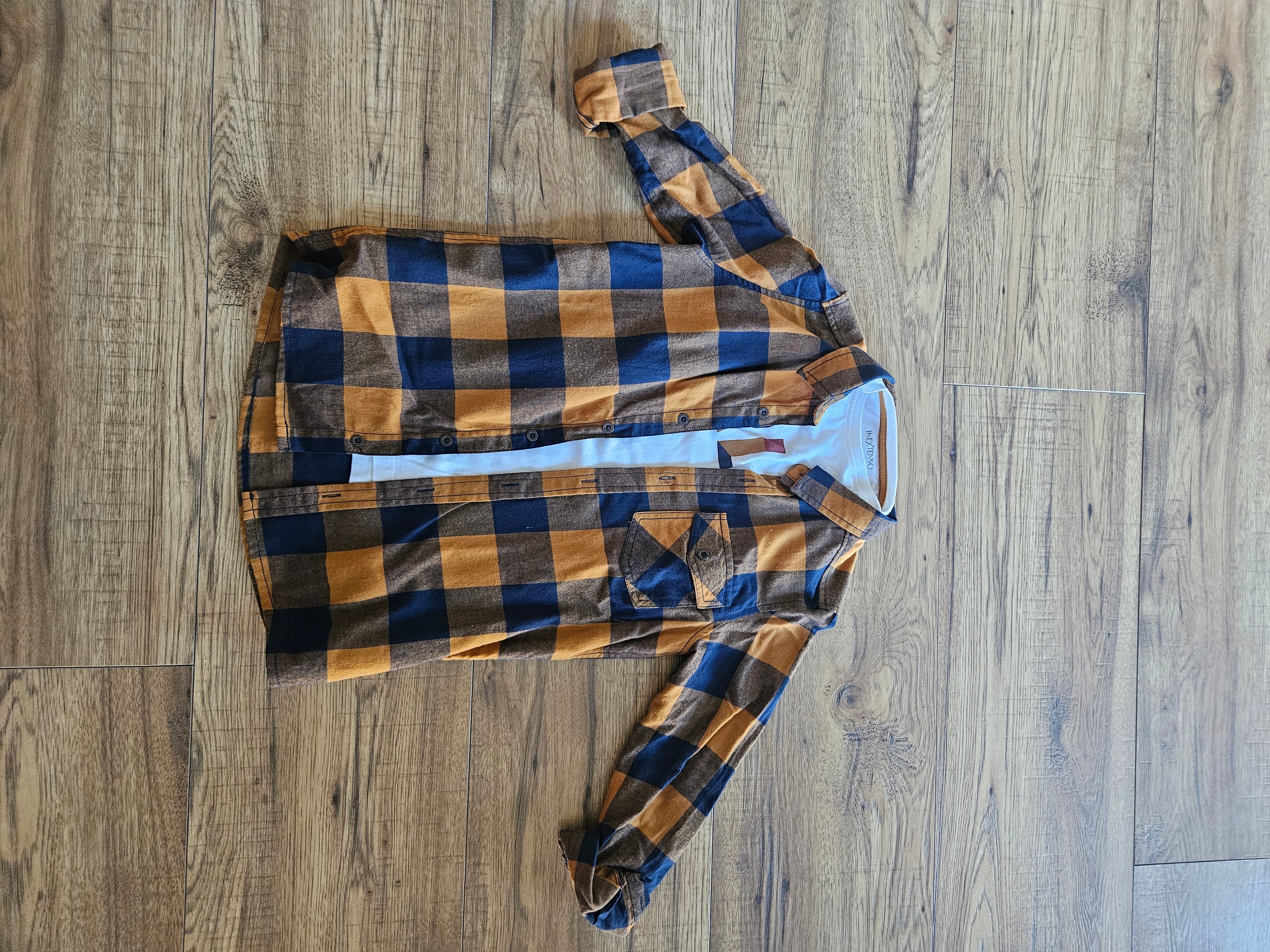 chemise et tee shirt