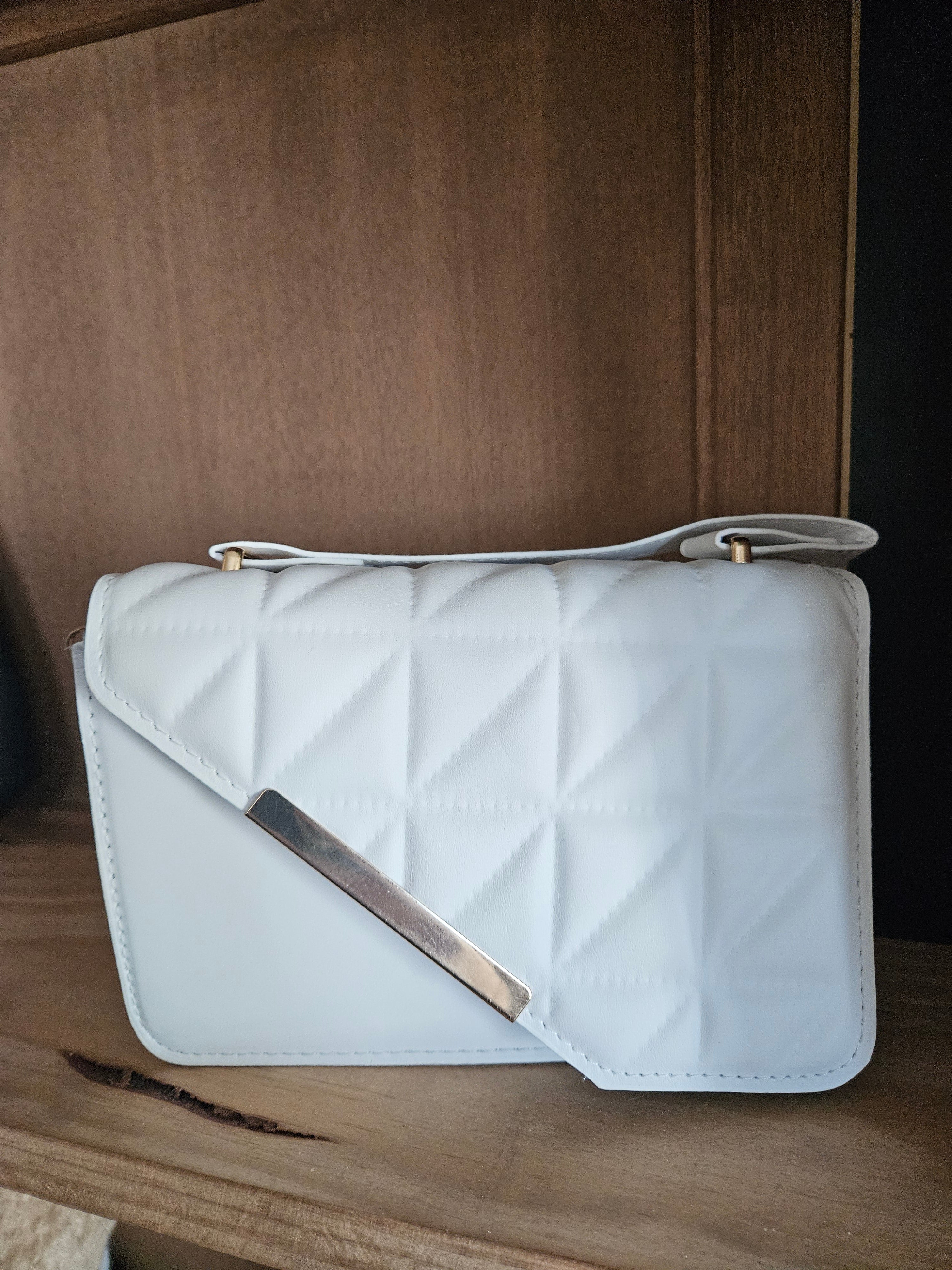 Sac à Main Blanc avec Sangle - Très Élégant